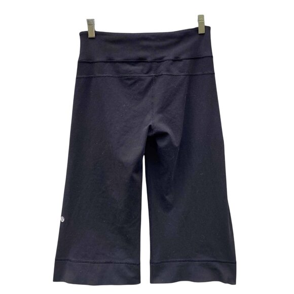 LULULEMON BLACK CLAM DIGGER II PANTS SIZE 4 - Picture 9 of 9